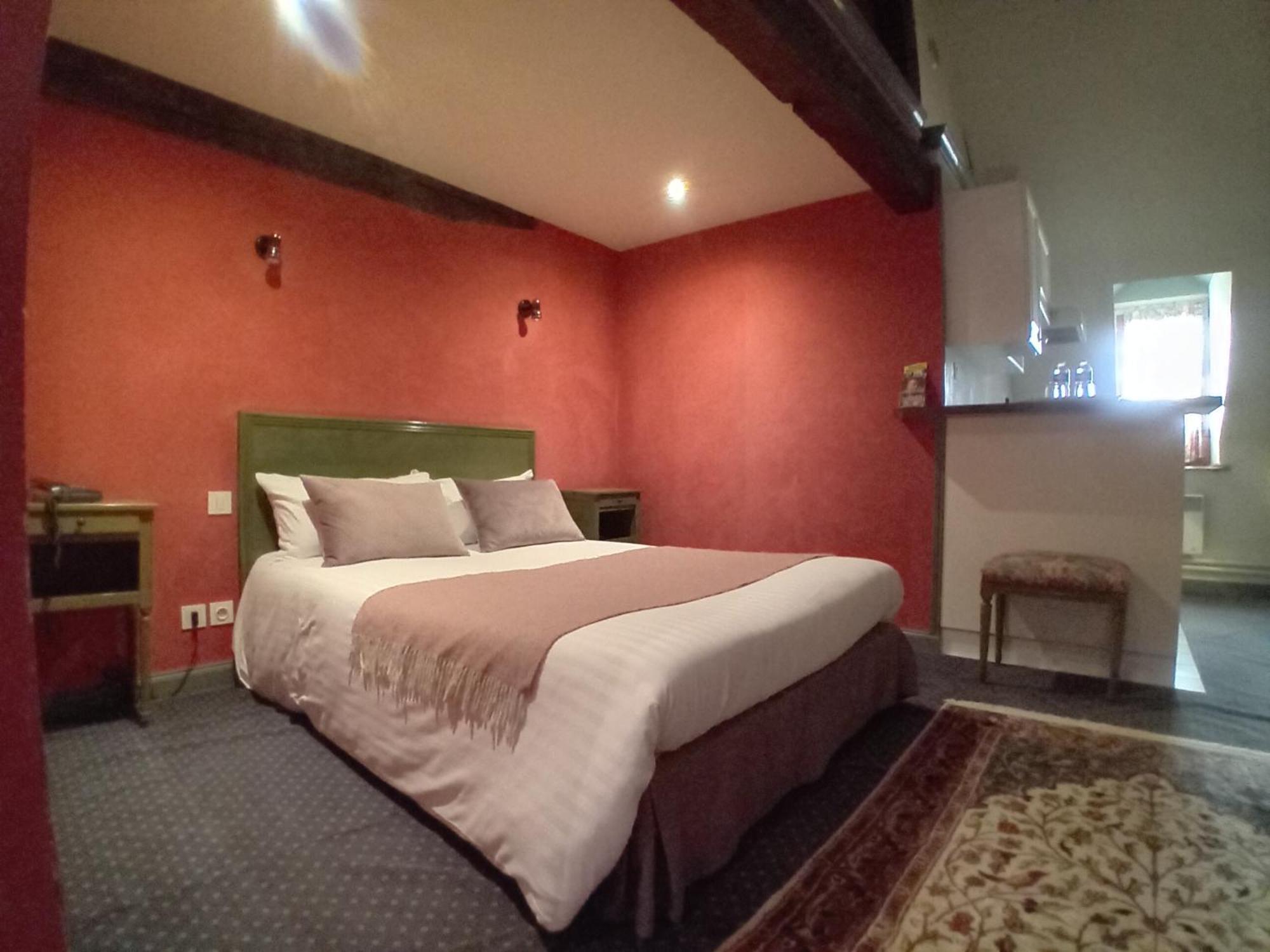 Hotel Particulier Des Canonniers Saint-Quentin  Room photo