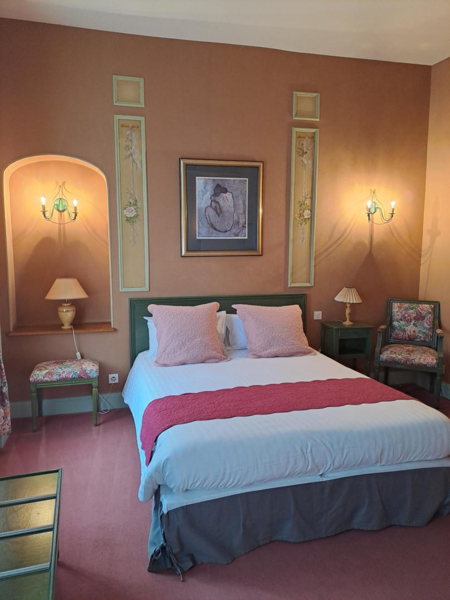 Hotel Particulier Des Canonniers Saint-Quentin  Room photo