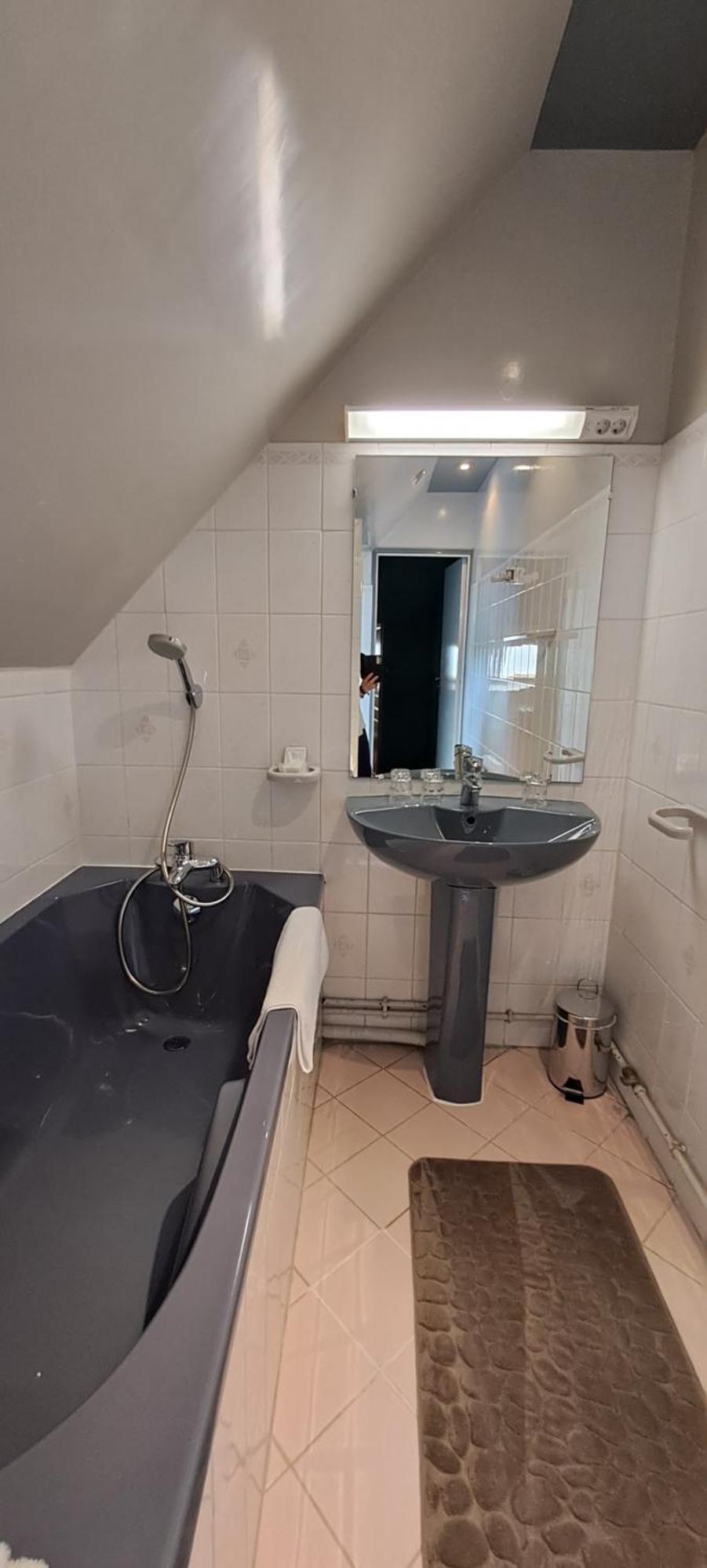 Hotel Particulier Des Canonniers Saint-Quentin  Room photo